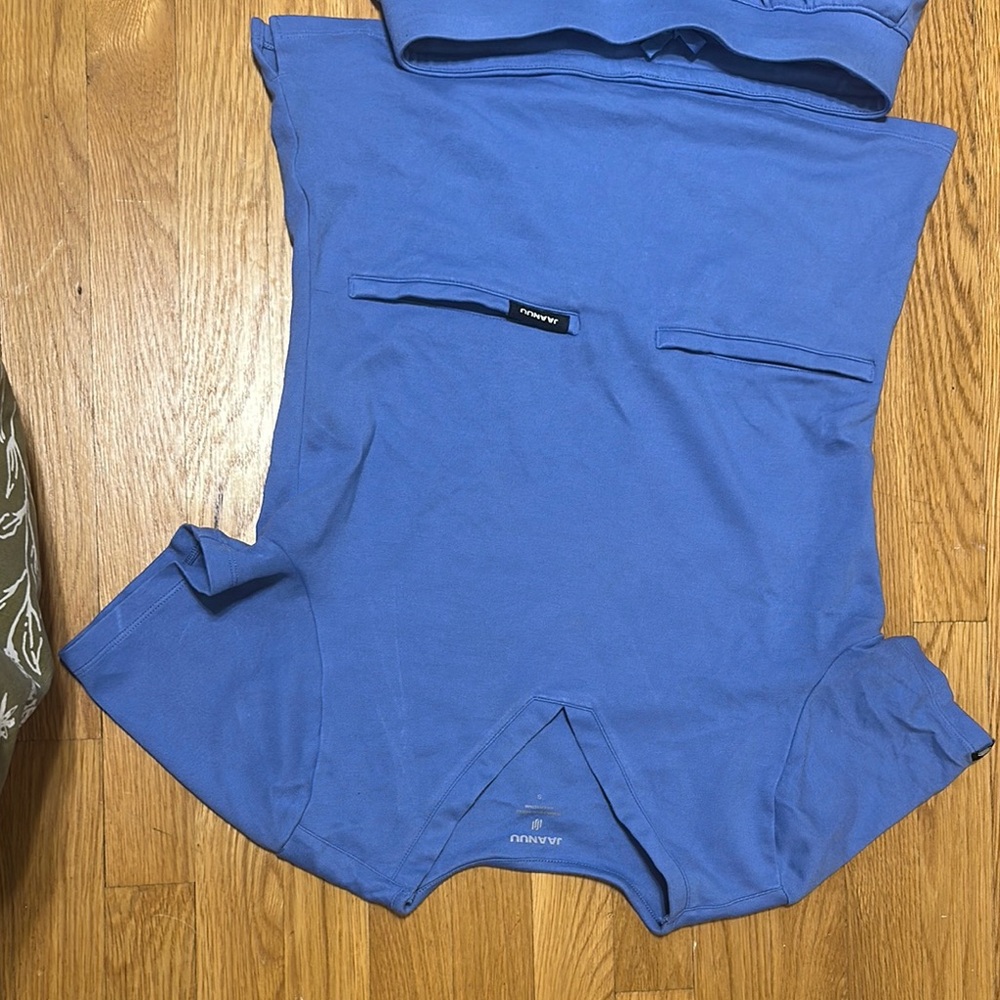 Jaanuu Classic Blue Scrub Set